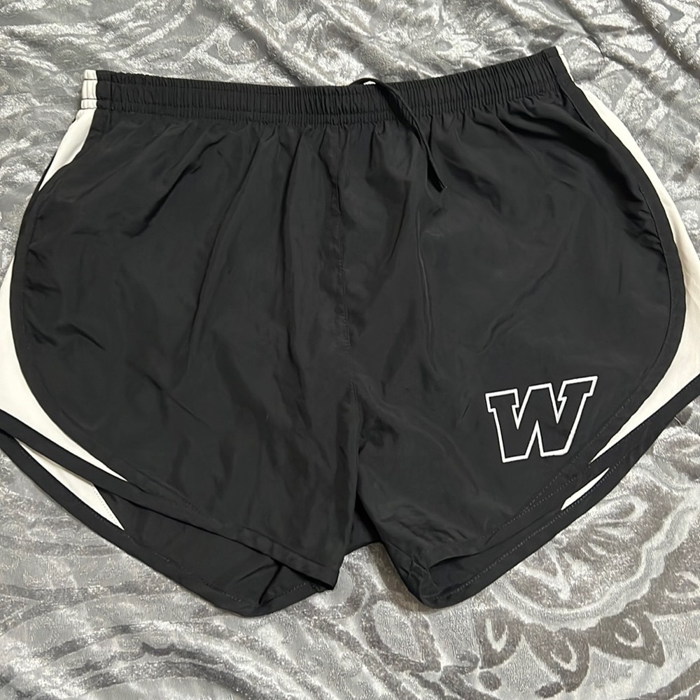 Sport tek women’s short size small